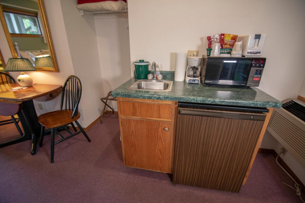 Ridges Inn & Suites Baileys Harbor Dış mekan fotoğraf